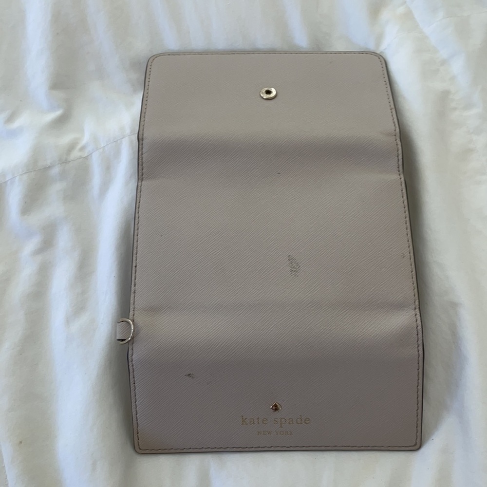 Kate Spade Nude Wallet - Picture 4 of 4